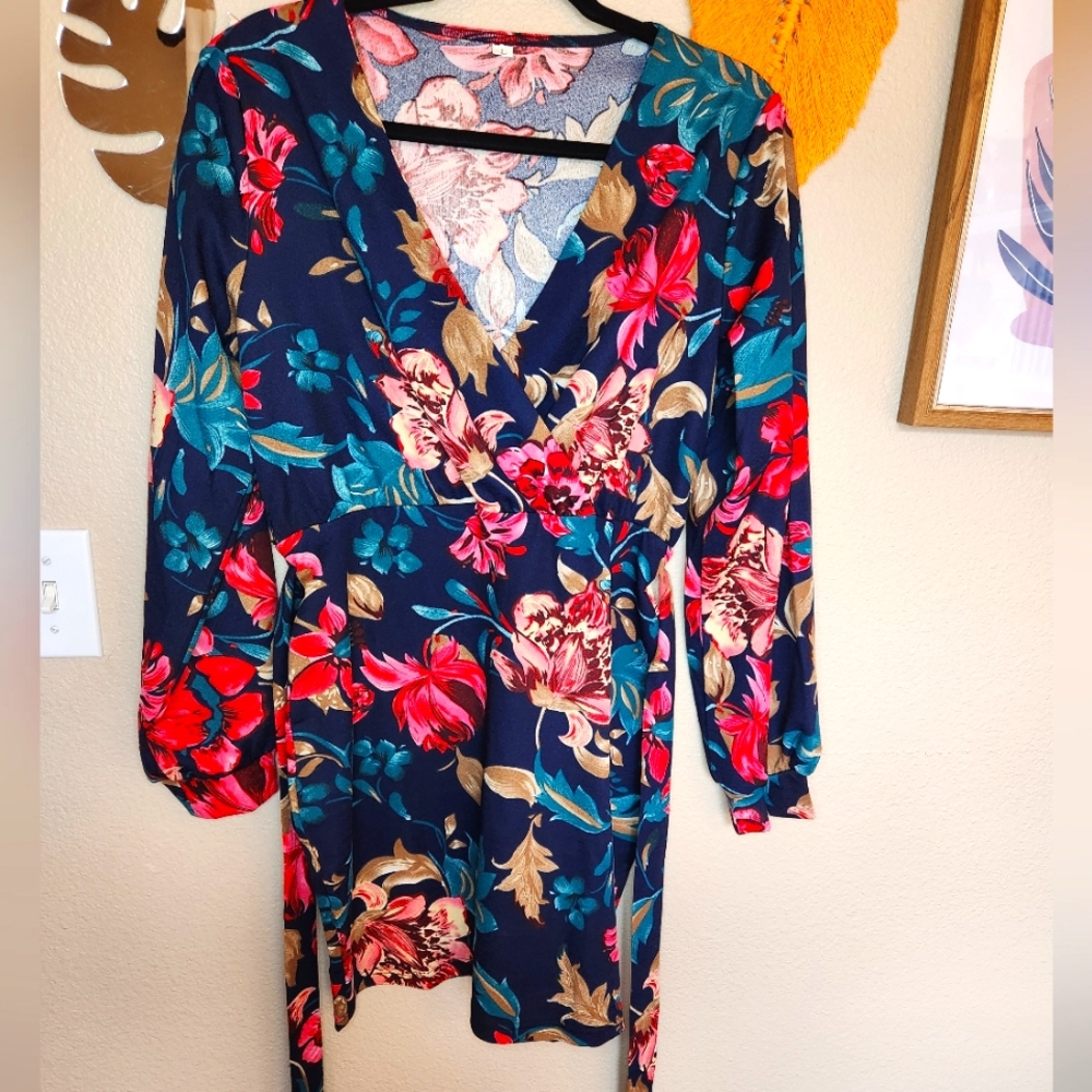 Cocktail Dress Floral Size Large EUC